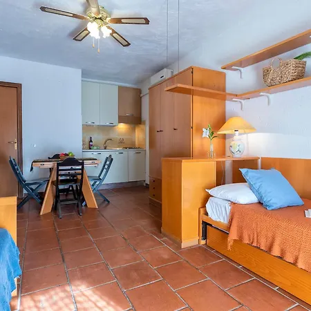 B4 - G4 By Interhome *